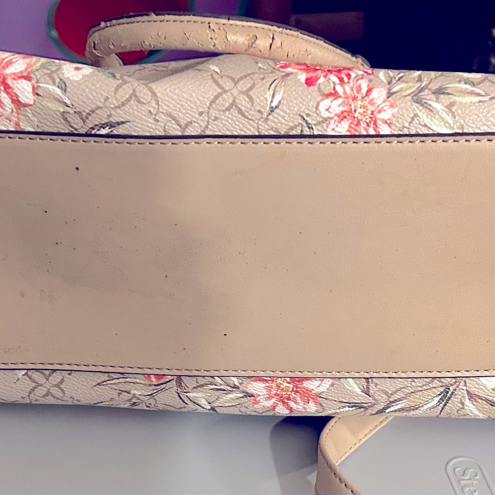 Large Nine West floral carryall tote/purse - Picture 8 of 8